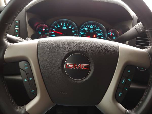 2013 GMC SIERRA CREW CAB SLE 4X4 SUPER LOW MILES! CLEAN CARFAX!... for sale in Norman, KS – photo 10
