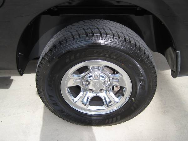 2012 Ram 1500 Crew Cab 4x4 - LOW MILES !!! for sale in New Braunfels, TX – photo 11