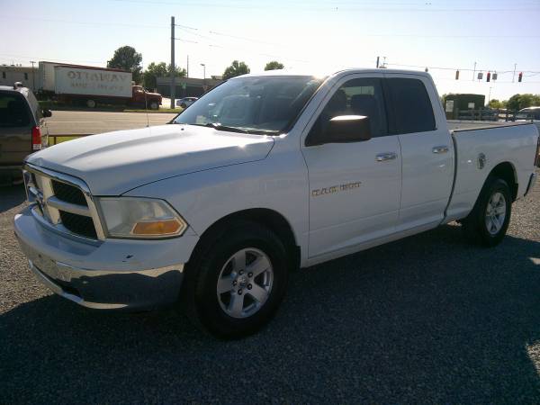 2012 Ram 1500 SLT Quad Cab 4x4 - - by dealer - vehicle for sale in McConnell AFB, KS – photo 2