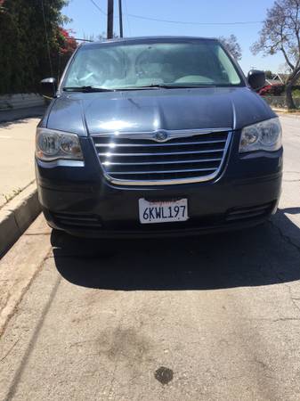 Chrysler town & country Van for sale for sale in Torrance, CA – photo 2