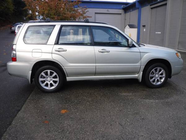 2006 SUBARU FORESTER PREMIUM PKG, AWD, 1 OWNER, 5 SPEED,CLEAN CARFAX, for sale in Kirkland, WA – photo 4