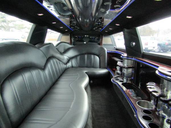 2014 Lincoln MKT LIMOUSINE AWD - - by dealer - vehicle for sale in New Glarus, WI – photo 14