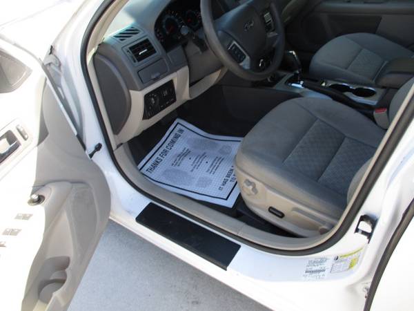 2010 Ford Fusion SE 4 Door Low Miles/72K - - by for sale in CENTER POINT, IA – photo 9