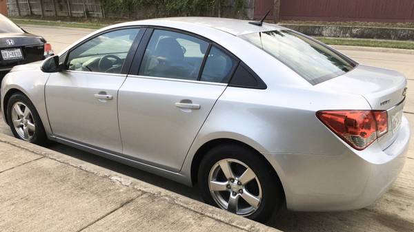Selling 2011 Chevrolet Cruze LT It’s running very nice cold A/C for sale in Garland, TX – photo 3
