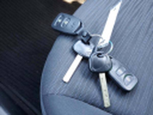 2017 Hyundai Accent SE Hatchback 4D hatchback Silver - FINANCE... for sale in Tucson, AZ – photo 18