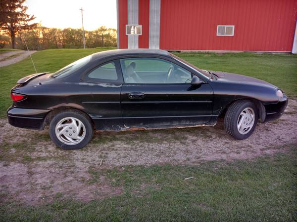 2000 Ford Escort Manual for sale in Cashton, WI – photo 2
