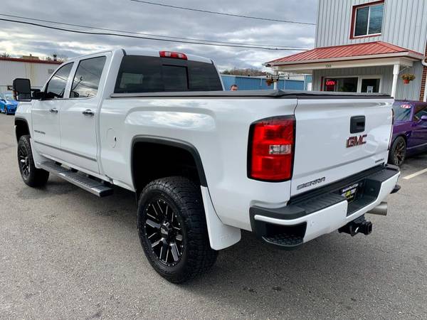 Take a look at this 2017 GMC Sierra 2500HD-Hartford - cars & trucks... for sale in South Windsor, CT – photo 8