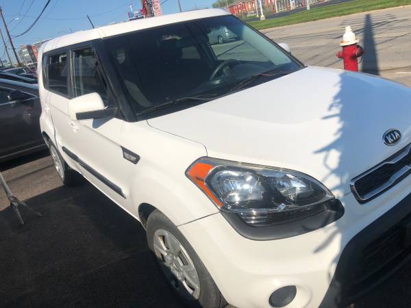 ICE COLD AIR-$999 DOWN- 2012 KIA SOUL- WHITE for sale in Toledo, OH – photo 2