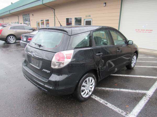 2005 Toyota Matrix - SUPER LOW MILES! CLEAN TITLE! AUTOMATIC! DEALS!... for sale in WASHOUGAL, OR – photo 5