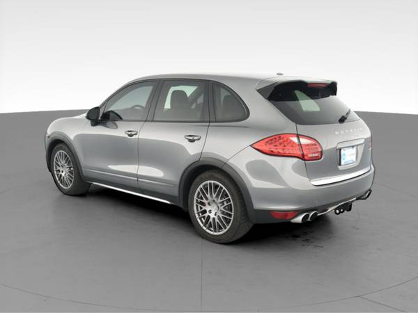 2011 Porsche Cayenne Turbo Sport Utility 4D suv Gray - FINANCE... for sale in Washington, District Of Columbia – photo 7