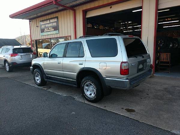 2000 Toyota 4Runner SR5 4WD - cars & trucks - by dealer - vehicle... for sale in Cleveland, AL – photo 6