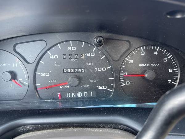 2002 Ford Taurus SES Deluxe Clean Car - - by dealer for sale in Billings, MT – photo 7