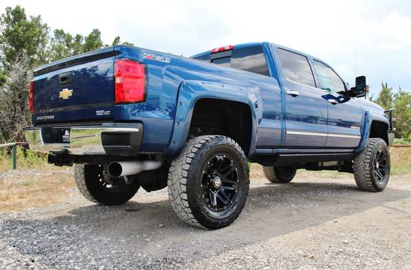 2016 CHEVROLET 2500 LTZ*DURAMAX*LIFTED*TOYOS*RANCH HANDS*AMP STEPS!! for sale in Liberty Hill, IL – photo 6