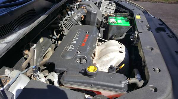Toyota RAV4 4wd for sale in Marquette, MI – photo 16