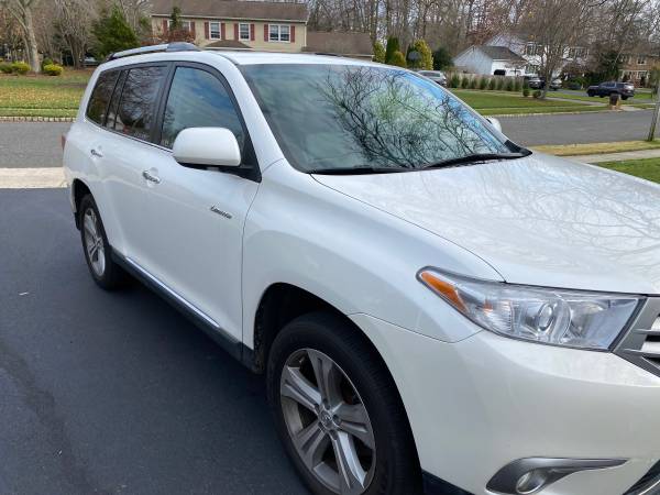 2013 Toyota Highlander Limited - cars & trucks - by dealer - vehicle... for sale in Lawrence Township, NJ