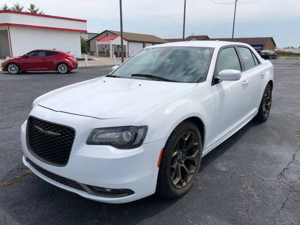 2016 Chrysler 300 4dr Sdn 300S Alloy Edition RWD *Try Monthly for sale in FAIRVIEW HEIGHTS, IL – photo 7
