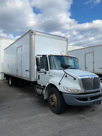 2011 International 4300 26' Box Truck - cars & trucks - by owner -... for sale in Brightwaters, NY – photo 3