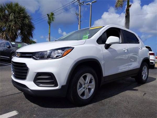 2018 Chevrolet Trax LS - wagon - - by dealer - vehicle for sale in Naples, FL – photo 8