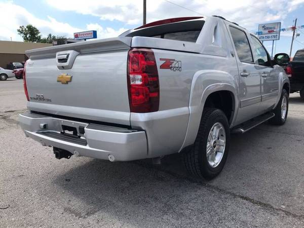 ==2013 CHEVY AVALANCHE*4X4*3100 BELOW NADA*NICE**GUARANTEED FINANCING= for sale in Springdale, AR – photo 3