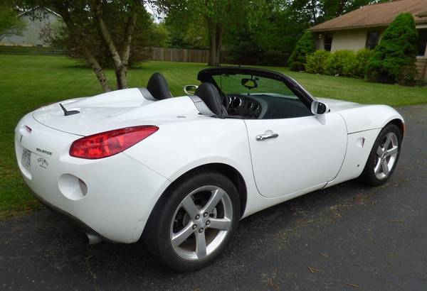 2008 Pontiac Solstice - cars & trucks - by owner - vehicle... for sale in Westerville, OH – photo 2