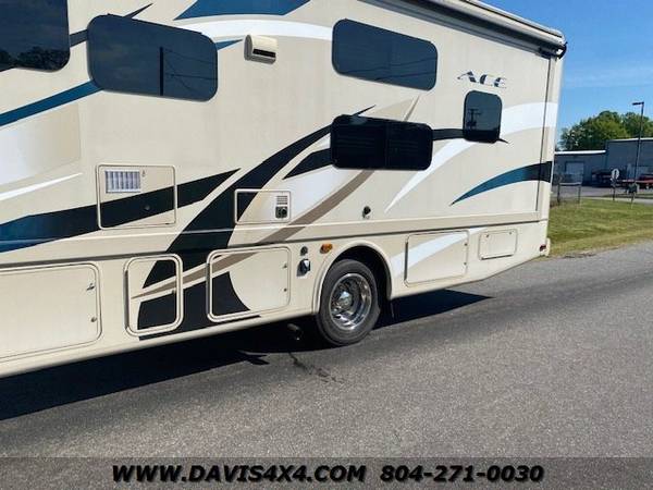 2015 Thor Motorhome A C E 30 2 Bunkhouse Model - - by for sale in Richmond, FL – photo 8