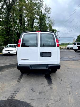 2019 chevrolet express 2500 - - by dealer - vehicle for sale in Fredericksburg, VA – photo 3
