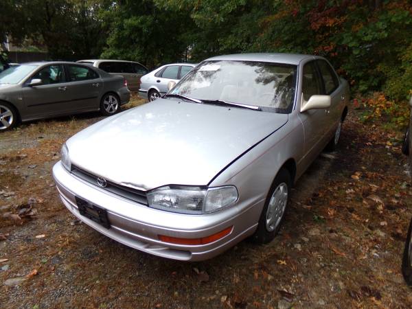 WOW FALL SPECIAL! 17 CARS FOR SALE $2599 AND UNDER STARING @ $1399 for sale in North Providence, RI – photo 8