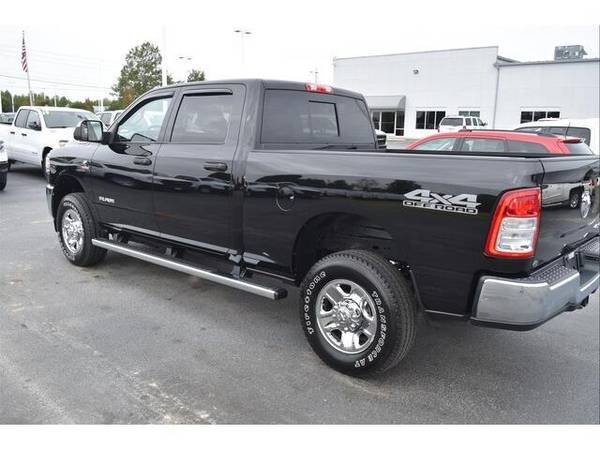 2019 RAM 2500 Tradesman Off Road Crew Cab 4wd - truck for sale in Wilson, NC – photo 8