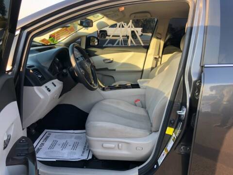 ****2011 Toyota Venza - cars & trucks - by dealer - vehicle... for sale in Riverbank, CA – photo 3