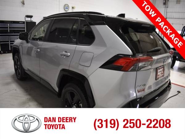 2020 Toyota RAV4 Hybrid XSE Silver Sky Metallic w/Midnight Black for sale in Cedar Falls, IA – photo 18
