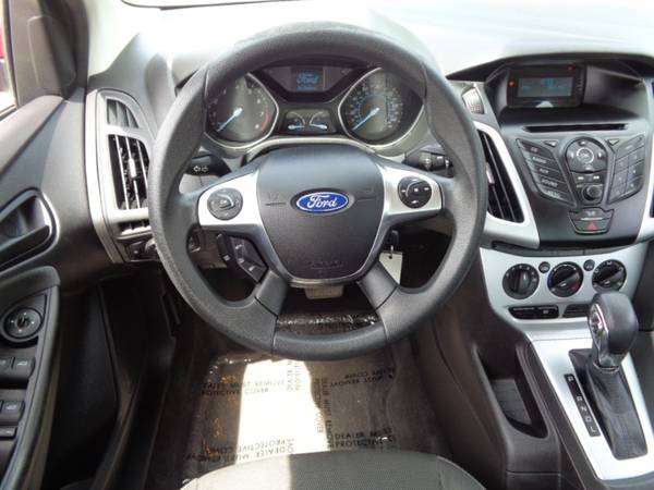 2012 Ford Focus SE Sedan for sale in Marion, IA – photo 13