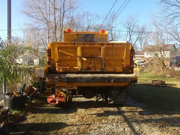 Dump Plow Truck, Salt Spreader,Diesel DT466,58K... for sale in Midlothian, IL – photo 3