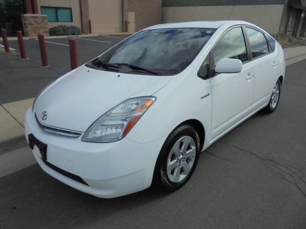 2007 TOYOTA PRIUS HYBRID***L O W - M I L E S - W O W*** for sale in Englewood, CO – photo 2