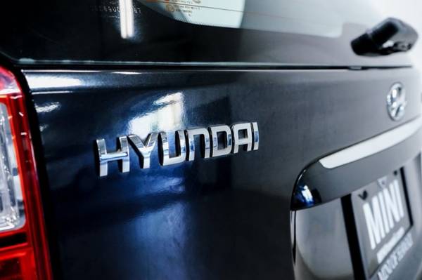 2009 Hyundai Elantra Base - cars & trucks - by dealer - vehicle... for sale in Honolulu, HI – photo 13