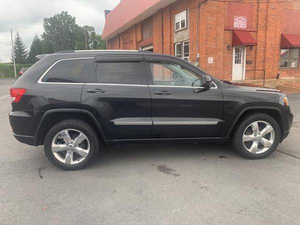 2013 Jeep Grand Cherokee 4WD 4dr Laredo - cars & trucks - by dealer... for sale in Rome, NY – photo 7