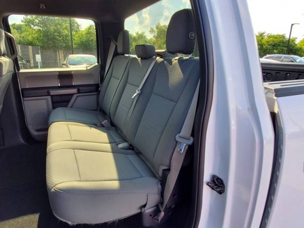2019 Ford F-150 XLT 4WD SuperCrew with Leaf Rear Suspension w/Leaf... for sale in Grayslake, IL – photo 15