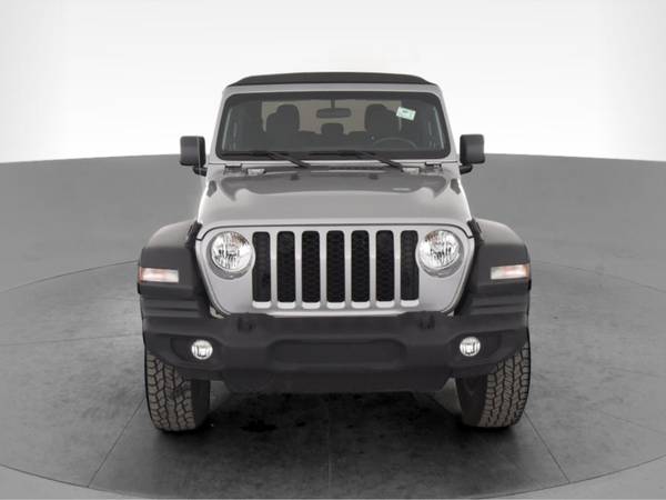 2020 Jeep Gladiator Sport Pickup 4D 5 ft pickup Gray - FINANCE... for sale in Knoxville, TN – photo 17