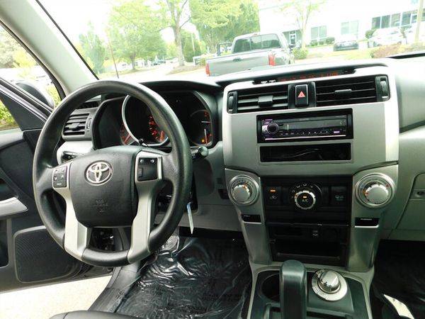 2013 Toyota 4Runner SR5 / 4X4 / LEATHER / SUNROOF / 1-OWNER / LIFTED... for sale in Portland, OR – photo 17
