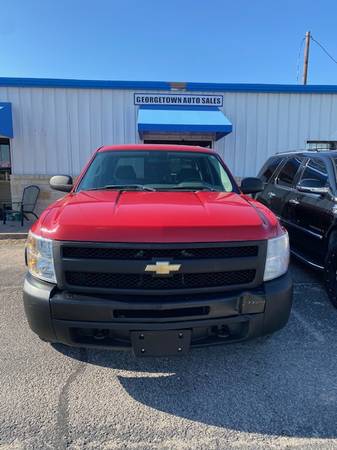 2009 Chevy Silverado Only $2000 Down! - cars & trucks - by dealer -... for sale in Georgetown, TX – photo 3