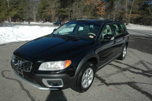 2011 Volvo XC70 AWD Wagon 3 2L - Great Carfax - IMMACULATE - cars & for sale in Windham, VT – photo 2