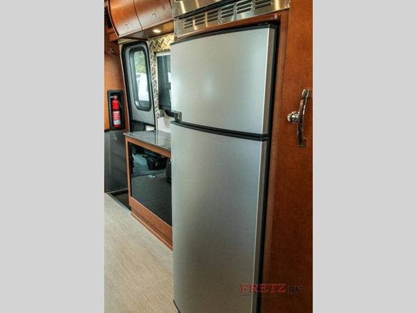 2016 Leisure Travel Unity U24MB for sale in Souderton, PA – photo 16