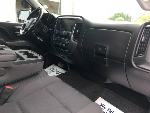 2018 Chevy Silverado LT Crew Cab 5.3L 6.5' Box! White! for sale in Bridgeport, NY – photo 11