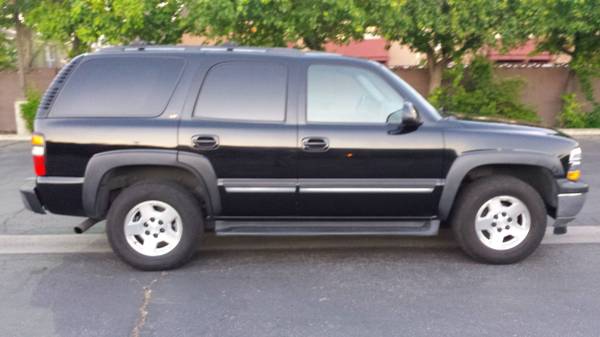 2006 Chevy Tahoe LT 5 3L, Leather, Moonroof, DVD, 3rd Seat CLEAN for sale in Selma, CA – photo 6