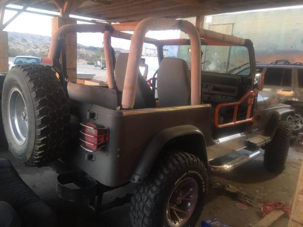 1995 jeep wrangler - cars & trucks - by owner - vehicle automotive... for sale in Cathedral City, CA – photo 4