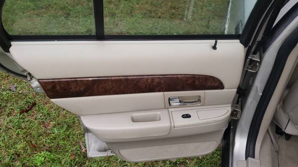 Mercury Grand Marquis 2006 Excellent Condition - Low Miles - cars &... for sale in Ocala, FL – photo 8
