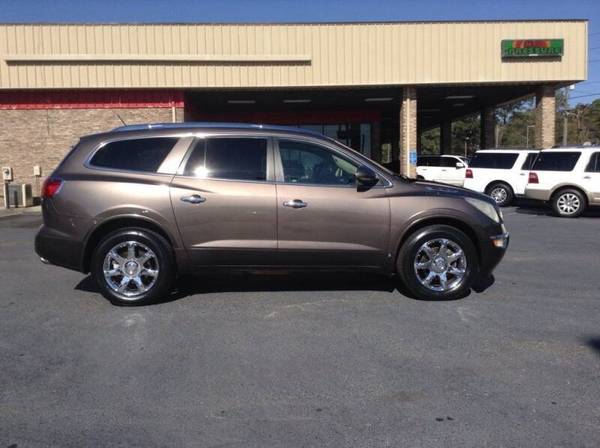 2008 BUICK ENCLAVE AWD 70000 MILE ROOF LTHR 3RD ROW TV/DVD $1000... for sale in REYNOLDSBURG, OH – photo 4