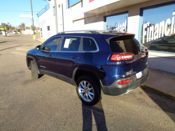 2014 Jeep Cherokee Limited 4x4 4dr SUV - cars & trucks - by dealer -... for sale in Pueblo, CO – photo 4