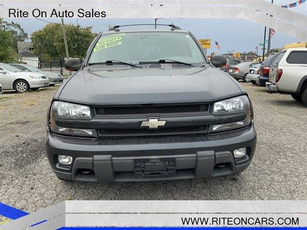 2004 CHEVY TRAILBLAZER EXT LT,THIRD ROW SEAT, FINANCING AVAILABLE!!! for sale in Detroit, MI – photo 2