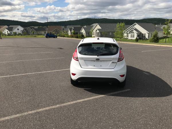 2015 Ford Fiesta Hatchback/53k miles/Clean title/Great commuter for sale in Center Valley, PA – photo 4