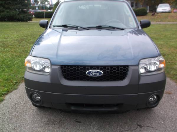 Ford Escape XLT 2005 Low Low Miles for sale in Alliance, OH – photo 5